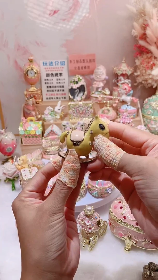 珐琅彩首饰盒摆件