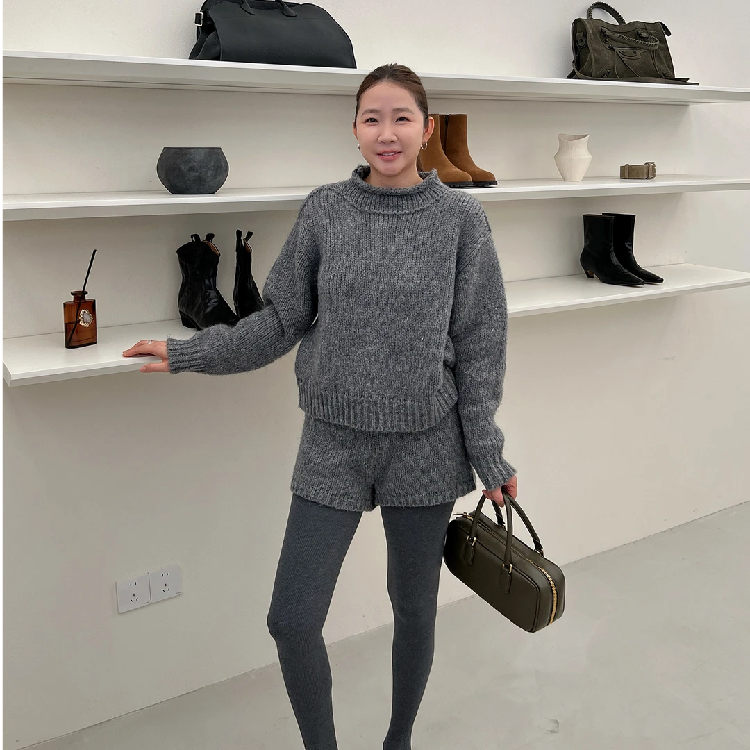 widelia陈姬儿冬季韩系灰色高领毛衣休闲针织短裤时髦套装12525