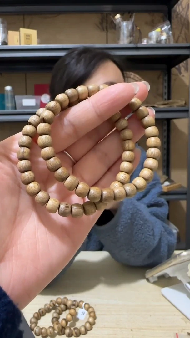 【闪购商品】沉香手串马来西亚东马野料手串多样性发一条卡7