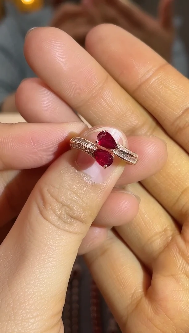 银S925镶嵌手饰红宝石手饰