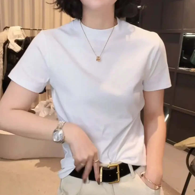 夏季新款素色女士休闲打底宽松时尚减龄圆领薄款半袖大码百搭T恤