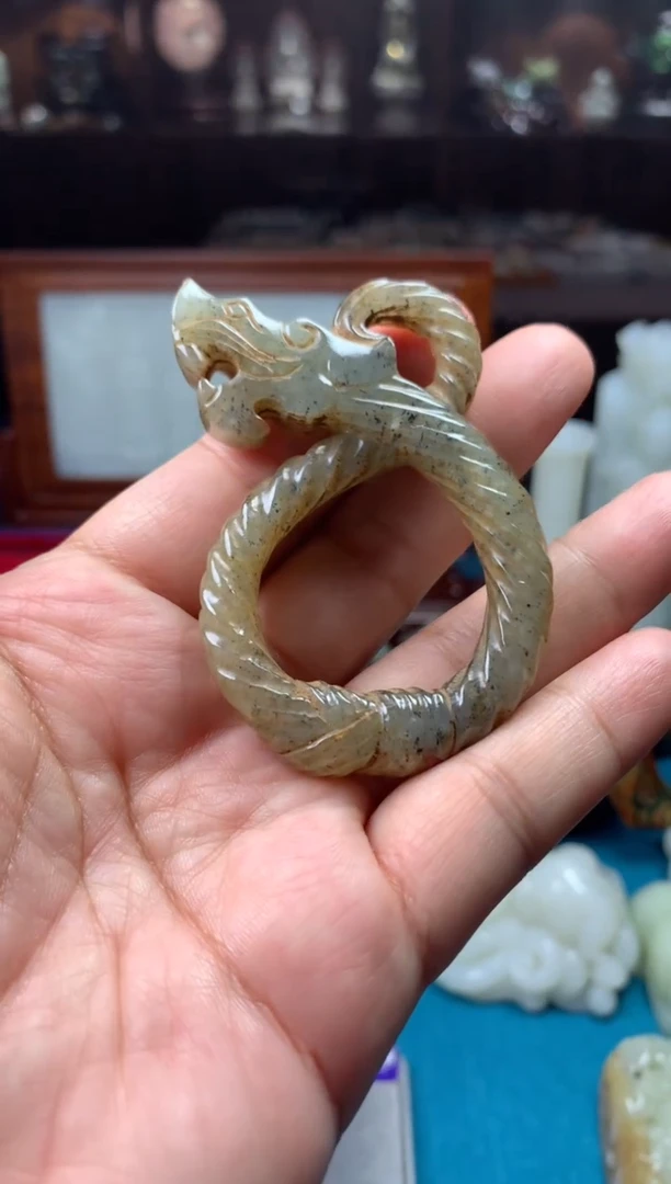 颈饰未镶嵌和田玉拍一发一