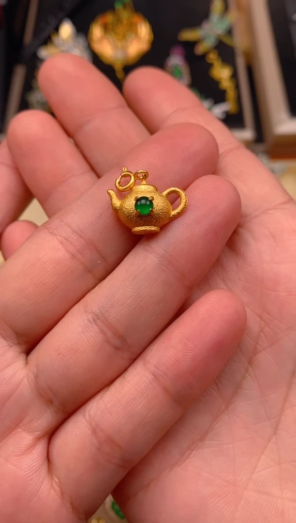 【闪购商品】翡翠吊坠(不含链)银S925镶嵌万能扣