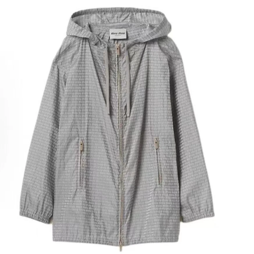 99新 MIU MIU/缪缪 灰色满印冲锋衣外套 36码