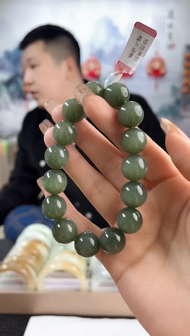 【闪购商品】和田玉手串未镶嵌14mm左右碧玉