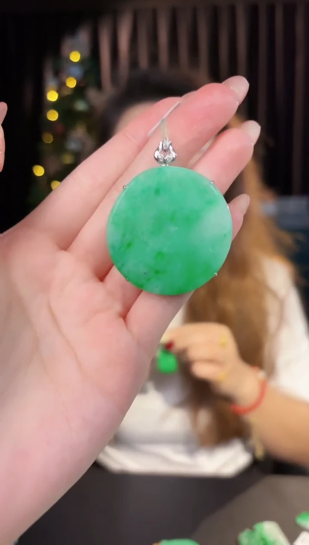 【闪购商品】翡翠颈饰18K金镶嵌缅料A货/支持复检/一件