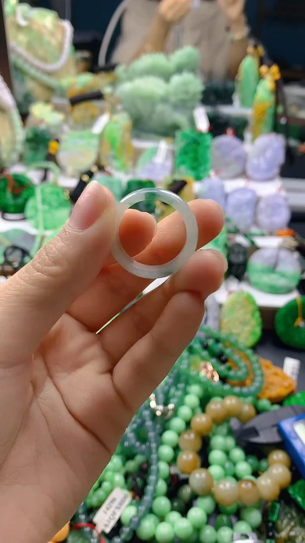 颈饰未镶嵌翡翠天然缅甸a货翡翠19.4