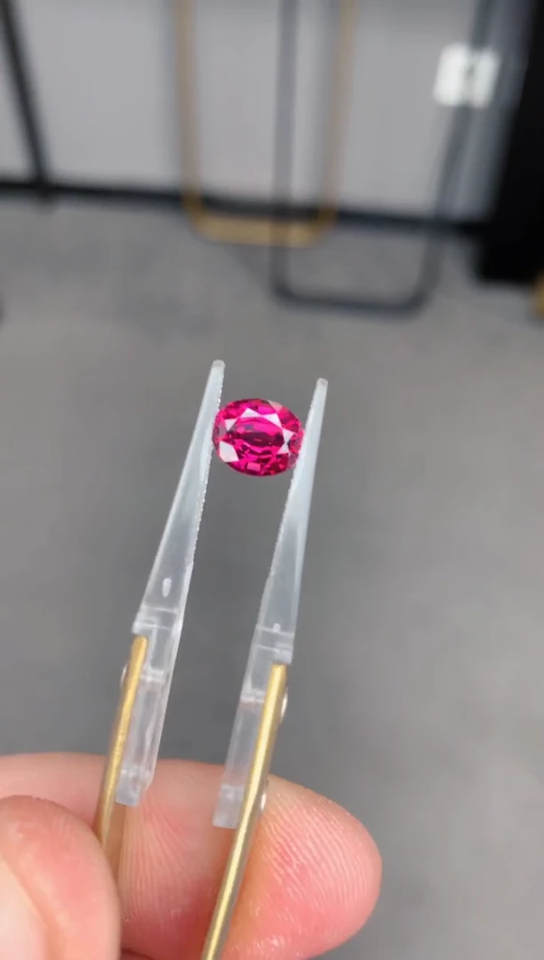 未镶嵌裸石定制石榴石2ct 镁铝榴石 定制