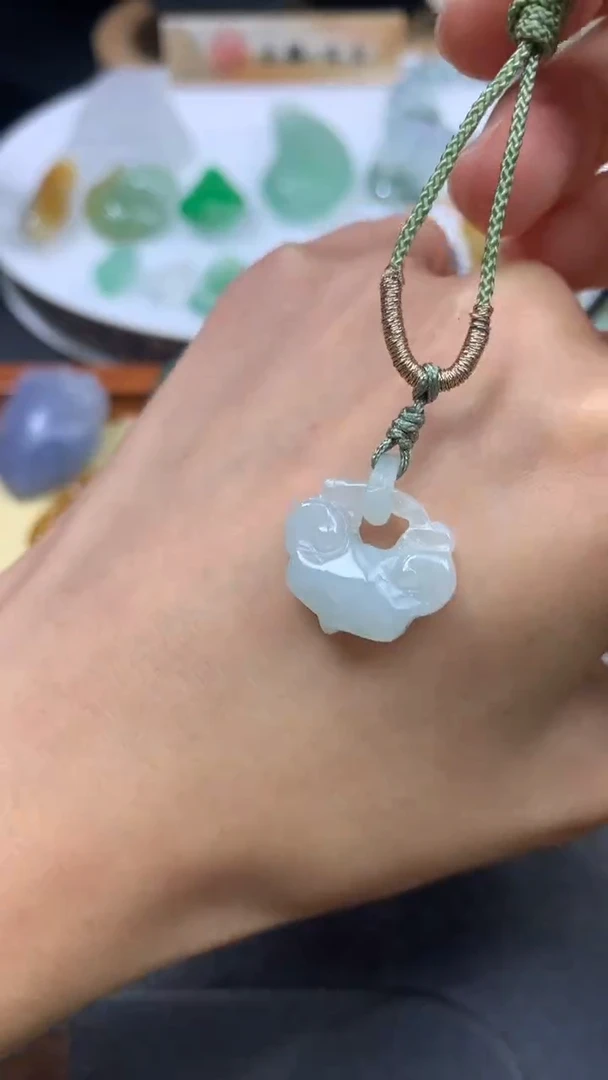 【闪购商品】翡翠颈饰未镶嵌翡翠