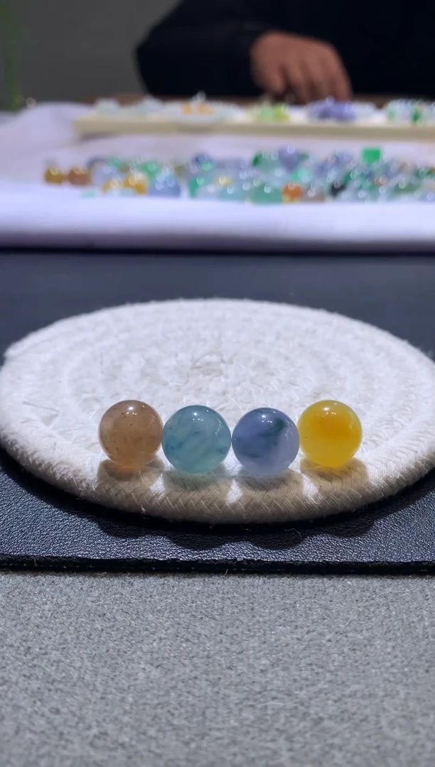 【闪购商品】定制翡翠未镶嵌12+四颗珠子45000+2250