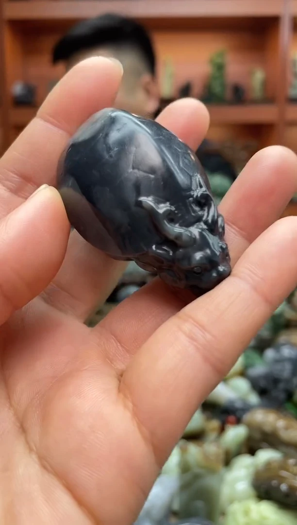 未镶嵌和田玉把件1