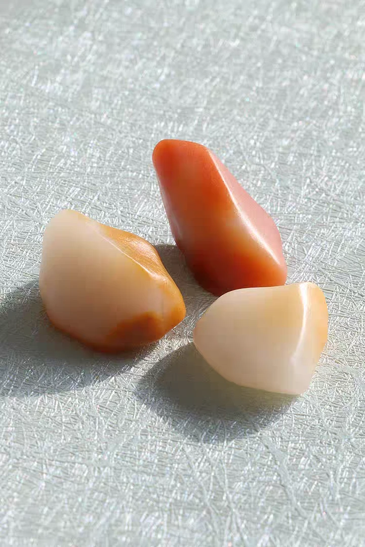 新疆戈壁三彩盆景石 黄蜡石 泥石【一物一拍 多样性发货 】