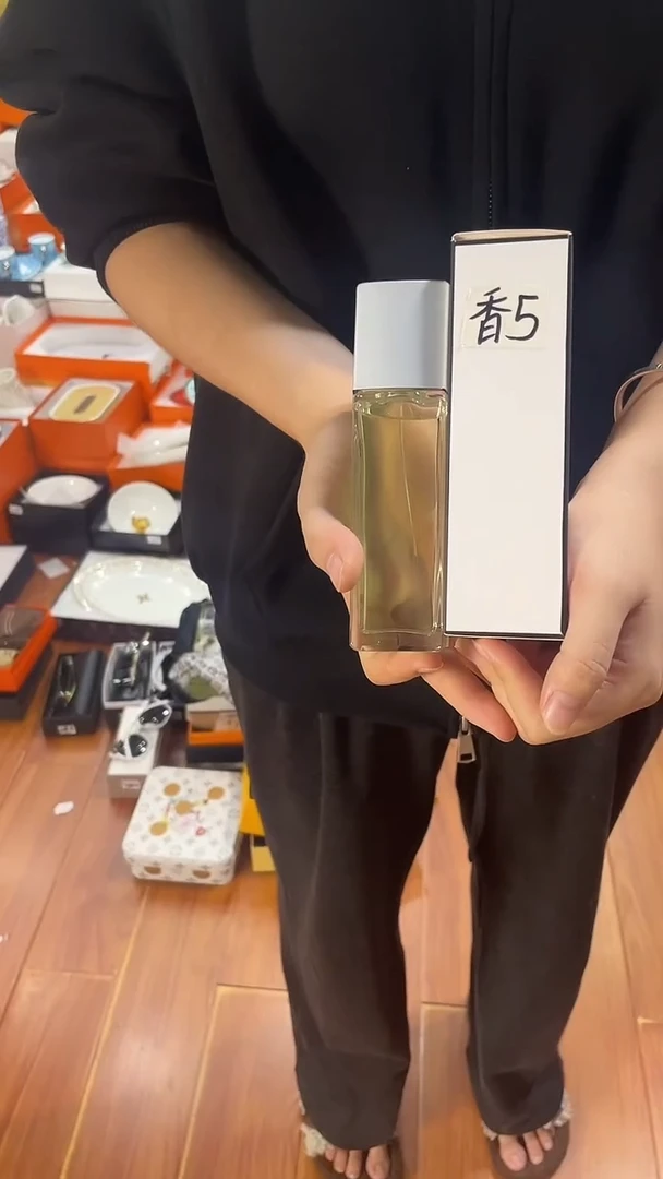 杯鸿辉家品牌瓷器，京东包邮！