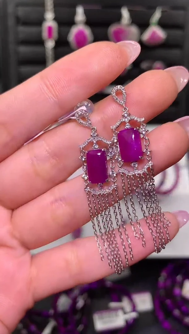 【闪购商品】苏纪石（舒俱来）.18K金镶嵌舒俱来耳饰