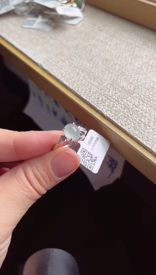 银S925镶嵌戒指翡翠1111