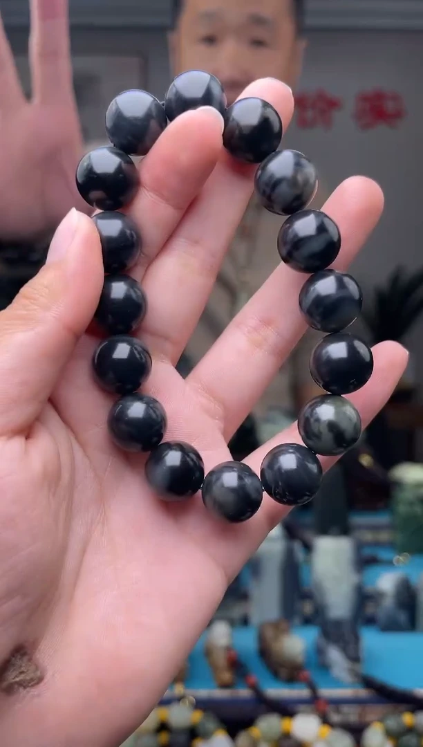 未镶嵌和田玉挂件1