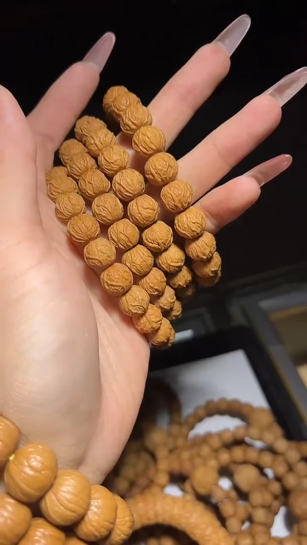 吊坠猴头核桃全品无暇 10毒液全品无暇