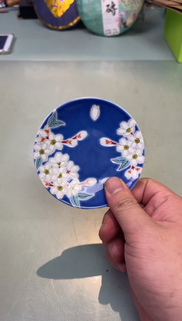 【闪购商品】瓷片柏林少女