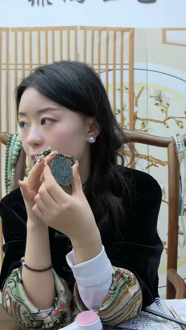 【闪购商品】和田玉双龙护主未镶嵌双龙护主挂件