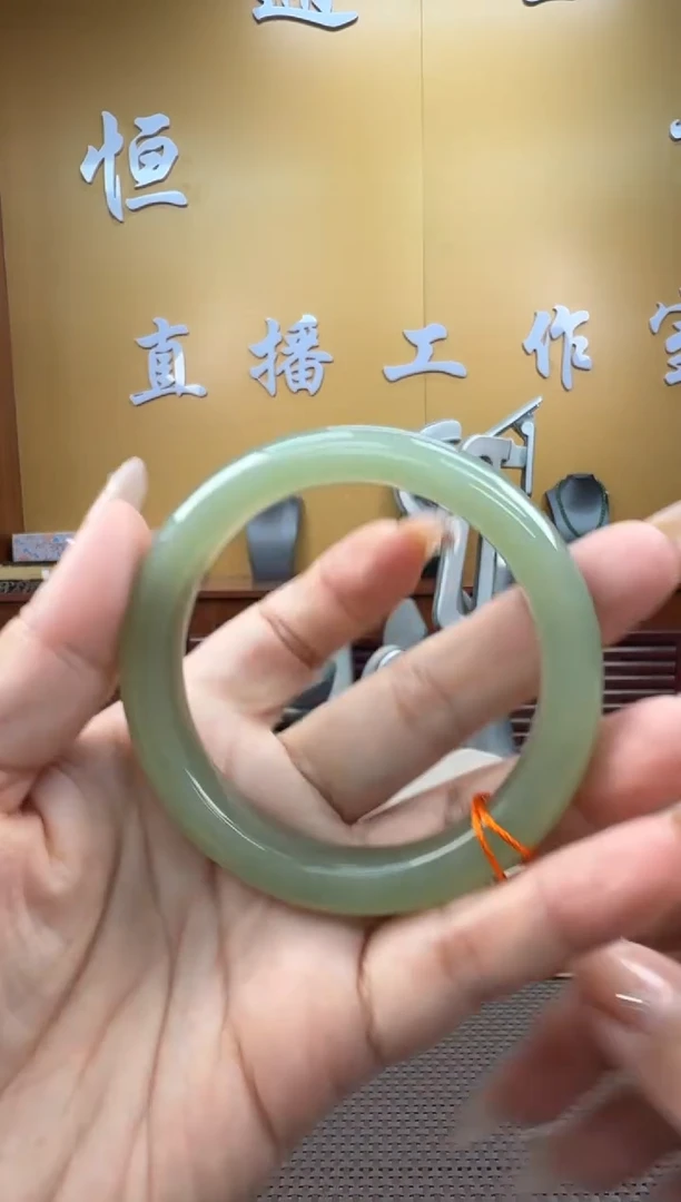 和田玉未镶嵌颈饰手镯60