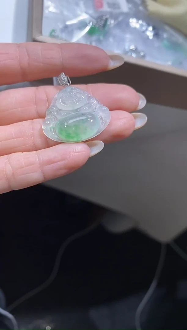 吊坠(不含链)18K金镶嵌翡翠佛公