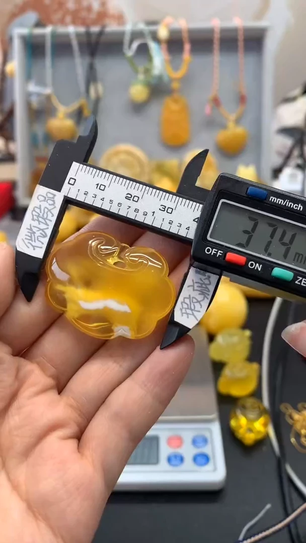 【闪购商品】琥珀珠宝奇石未镶嵌166