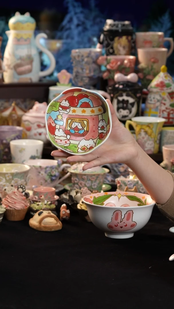 摆件陶景德镇釉下彩手绘设计师款陶瓷