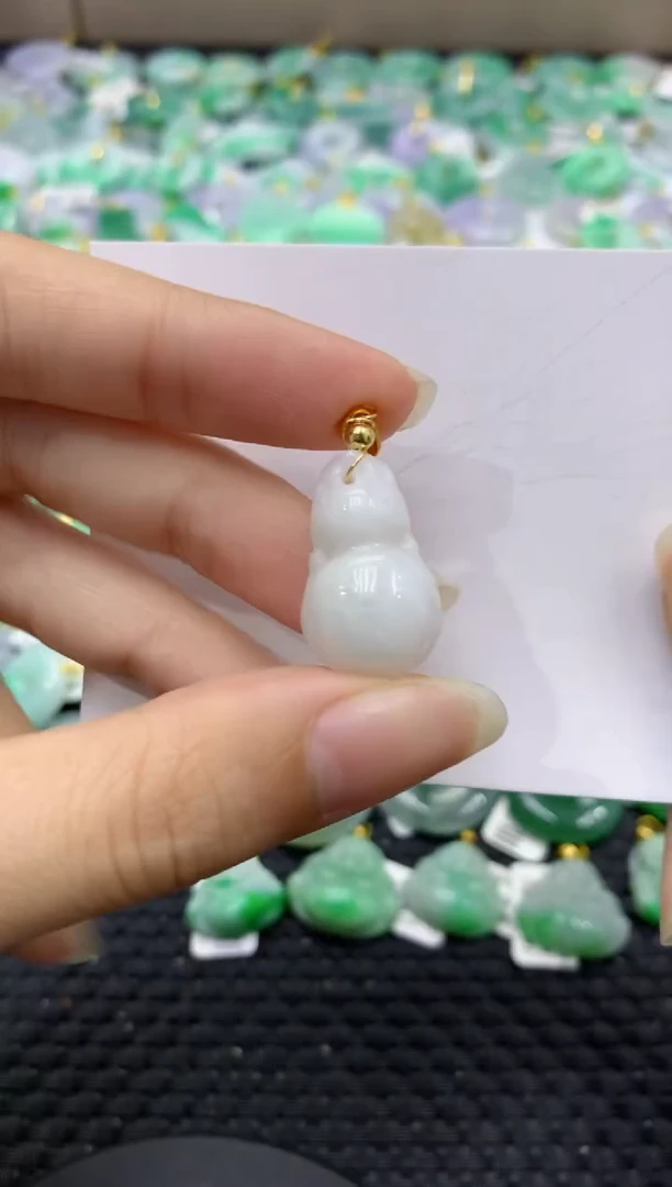 颈饰未镶嵌翡翠天然缅甸翡翠A货