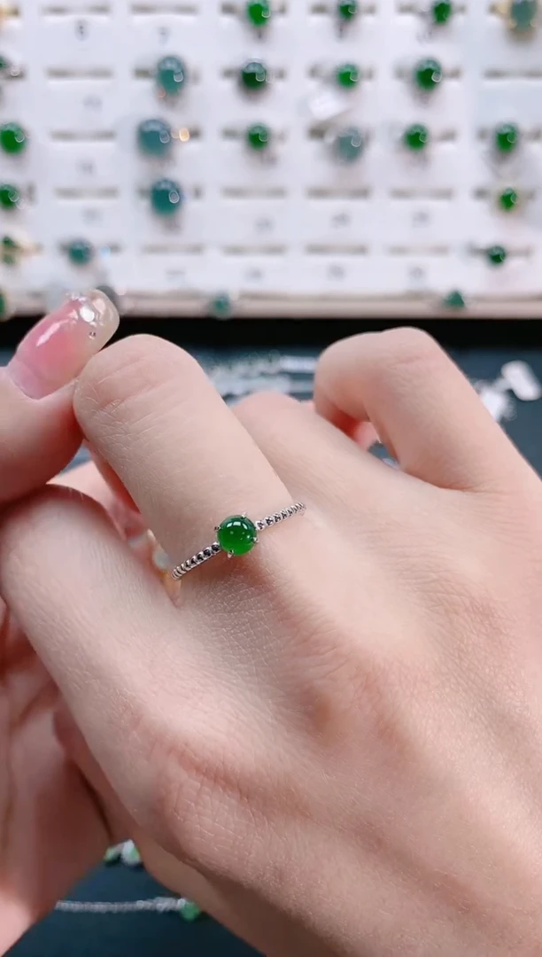 【闪购商品】翡翠戒指银S925镶嵌天然翡翠