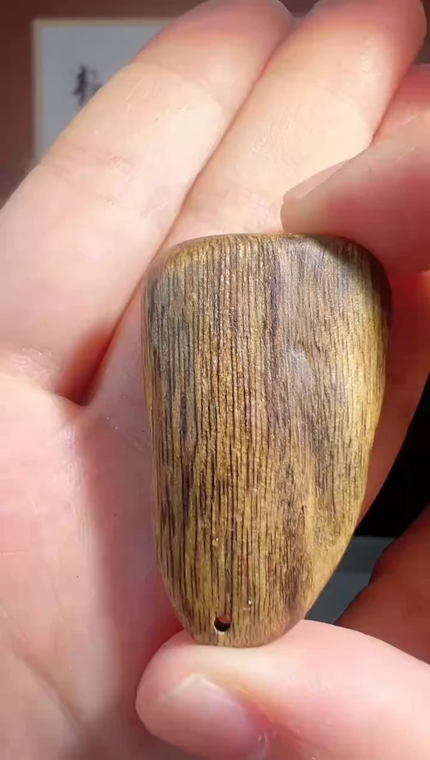 沉香吊坠70号达拉干多样性发一