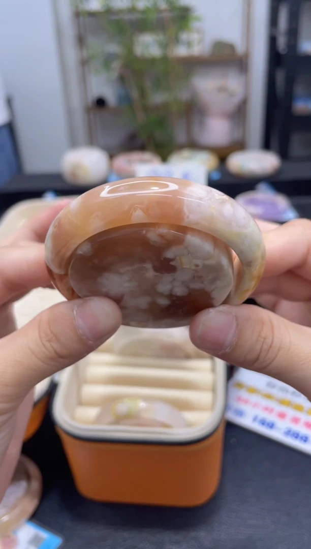 石英质玉手镯未镶嵌A55(52圈赠送镯心)