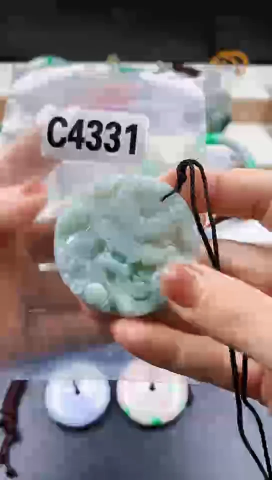 颈饰未镶嵌翡翠天然翡翠吊坠挂件