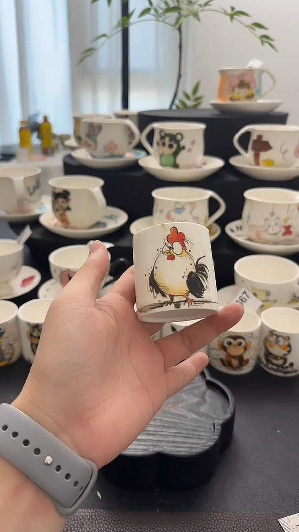 纯手工不*辣纯手工绘制陶瓷杯