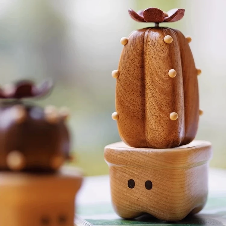 可爱仙人掌盆栽摆件办公桌面创意毕业季生日礼物木雕永生花扩香器