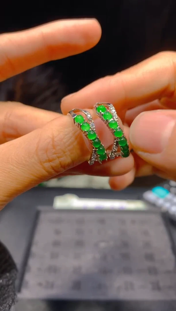 【闪购商品】定制翡翠未镶嵌65多样性发货（发其一）