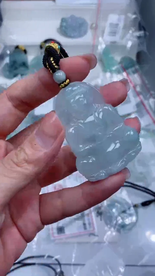 颈饰未镶嵌翡翠吊坠