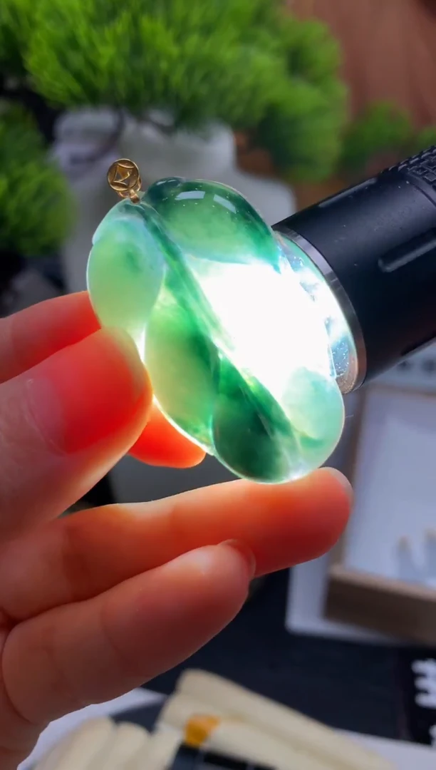 颈饰未镶嵌翡翠?****?---120471