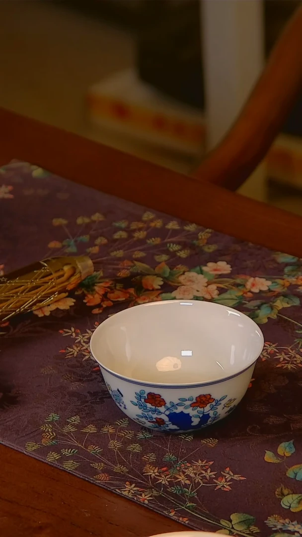 杯手工手绘杯杯很美丽