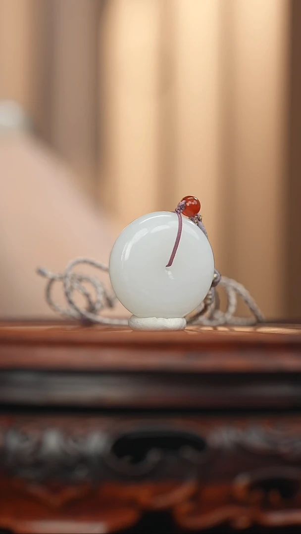 未镶嵌和田玉挂件和田玉