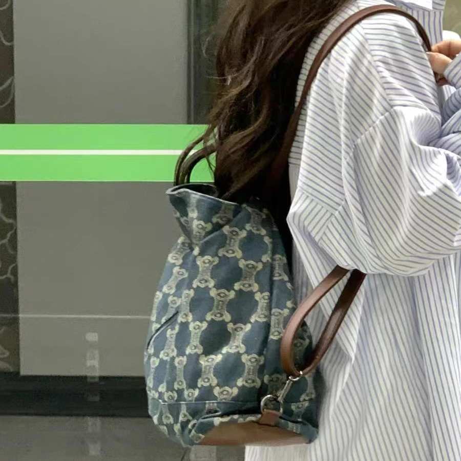 大容量通勤托特包包女小众休闲复古印花双肩包高级感单肩斜挎包女