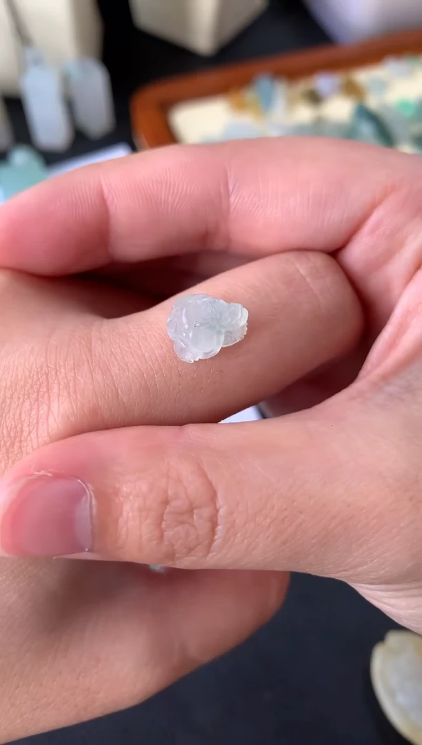 【闪购商品】定制翡翠未镶嵌翡翠