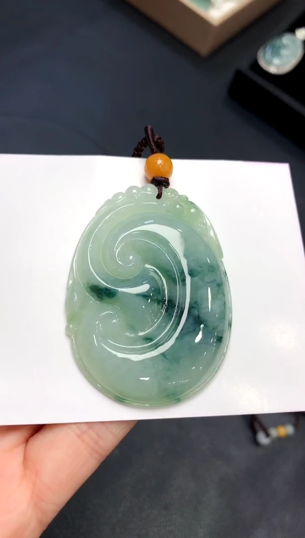 吊坠(不含链)未镶嵌翡翠如意