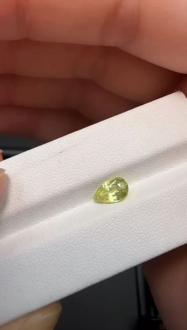 裸石金绿宝石荧光笔1.1CT-A139-1P