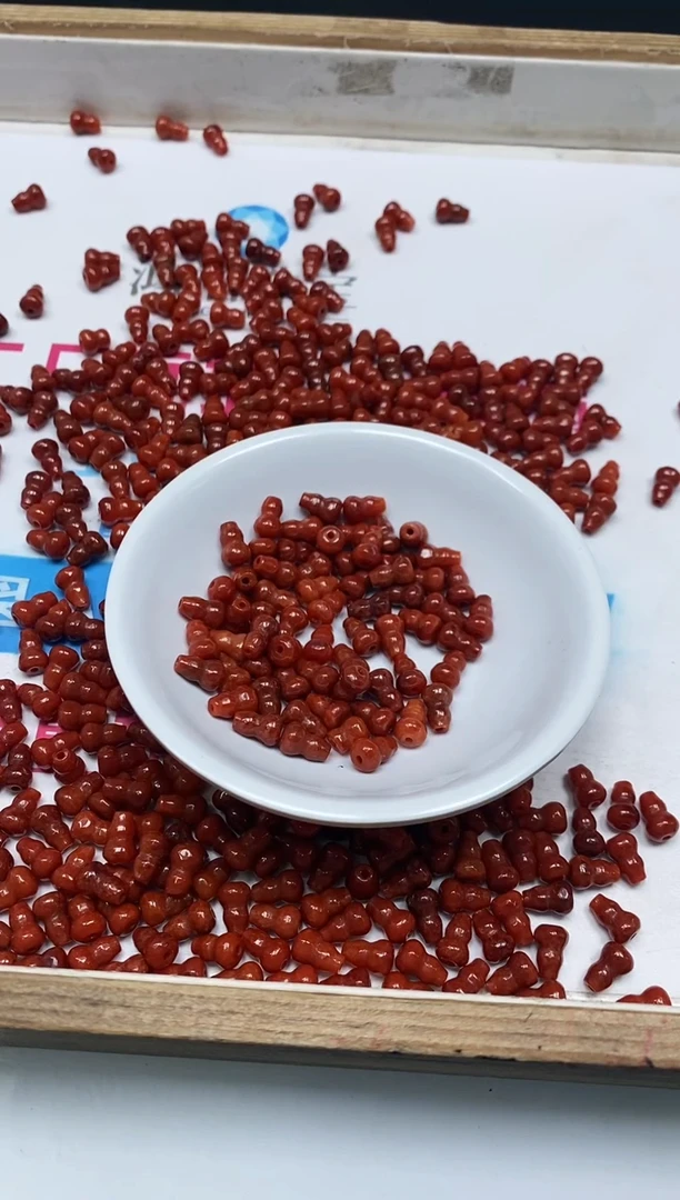 翡翠散珠未镶嵌D405红翡葫芦6*9mm10个9.9元