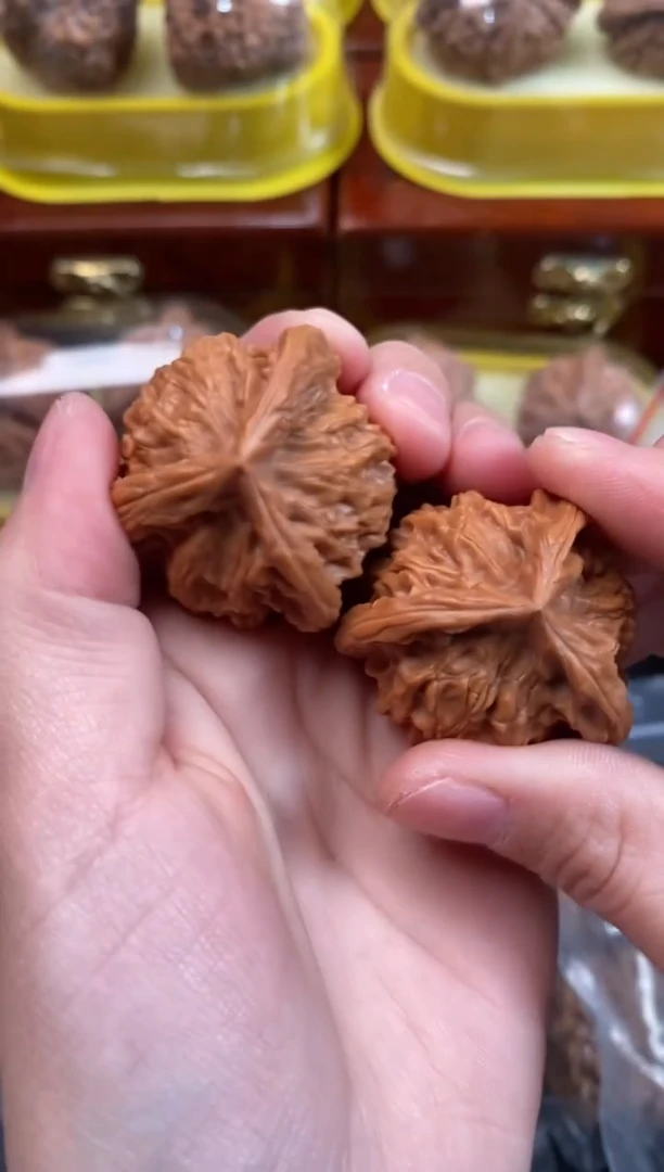 把件文玩核桃盘山三棱36尺s117