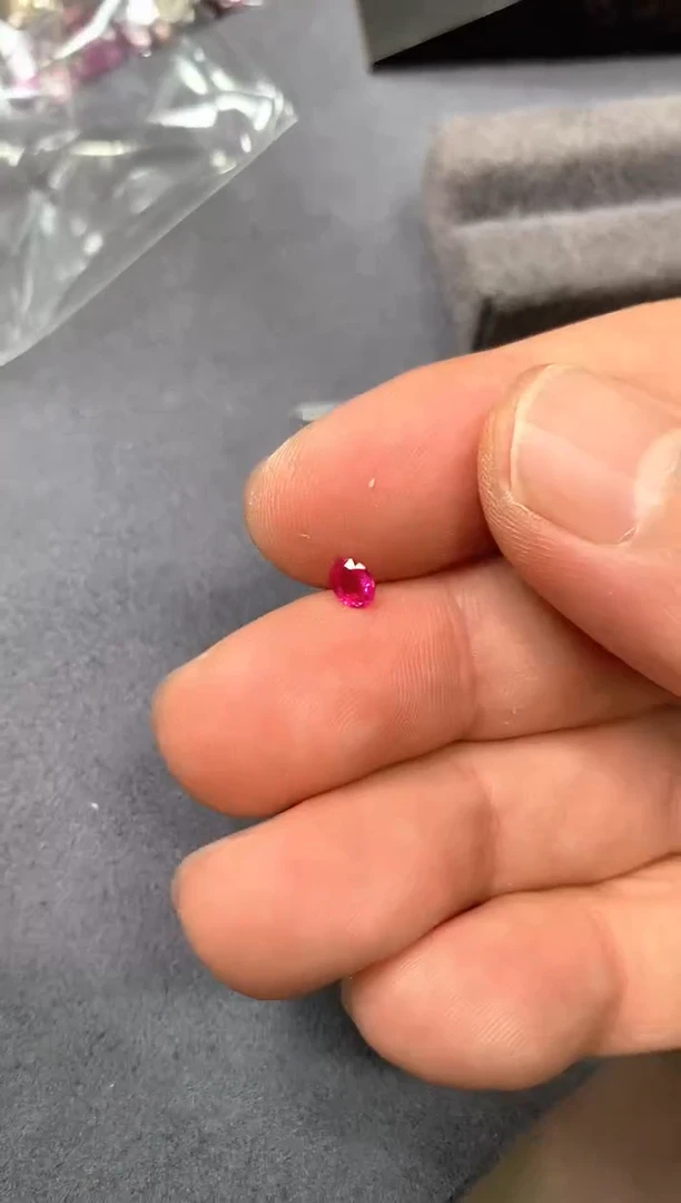 裸石红宝石0.28ct 70