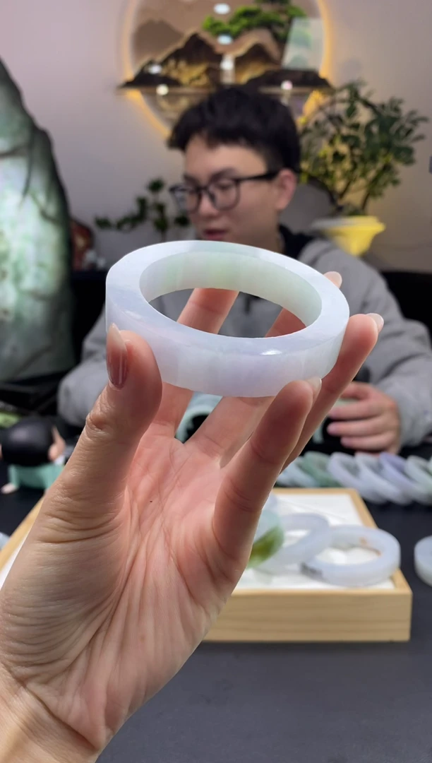 【闪购商品】定制翡翠圈口可定制未镶嵌清爽春带彩翡翠手镯53-54
