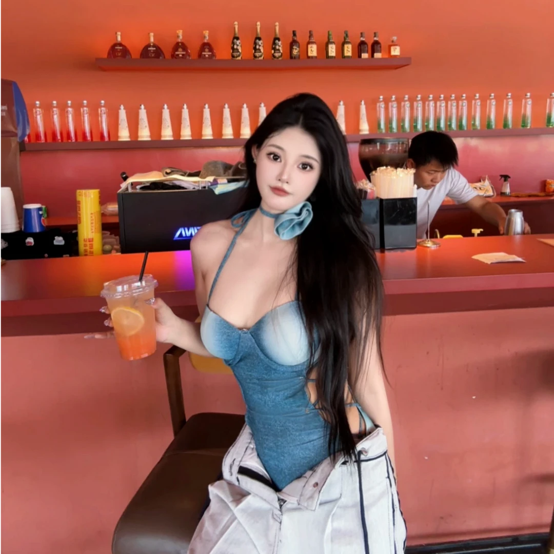 玫瑰牛仔连体小胸聚拢显瘦遮肚温泉海边度假高颜值女士泳衣女装