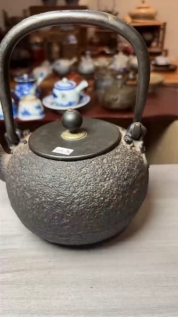 谢谢老板，回流产品有磨损正常，谨慎买！