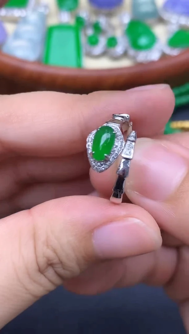 18K金镶嵌戒指翡翠449-中国好珍宝